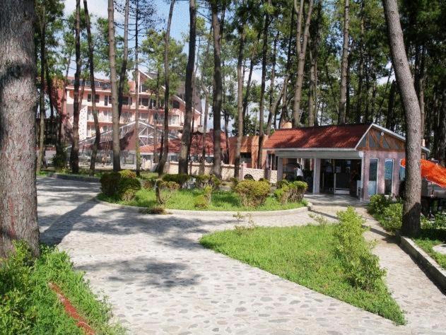 Villa Reta Hotel & Spa Grigoleti Luaran gambar