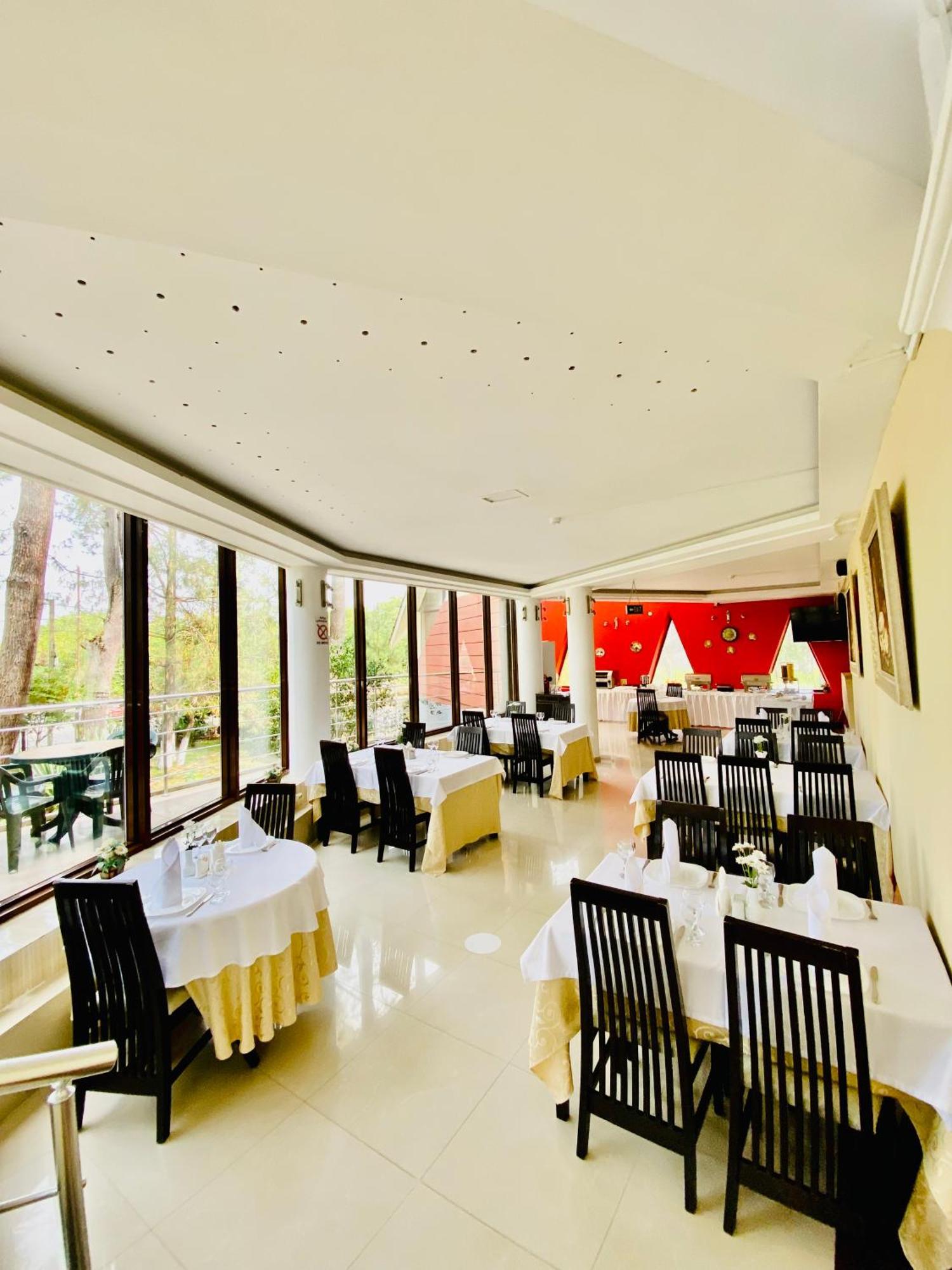 Villa Reta Hotel & Spa Grigoleti Luaran gambar