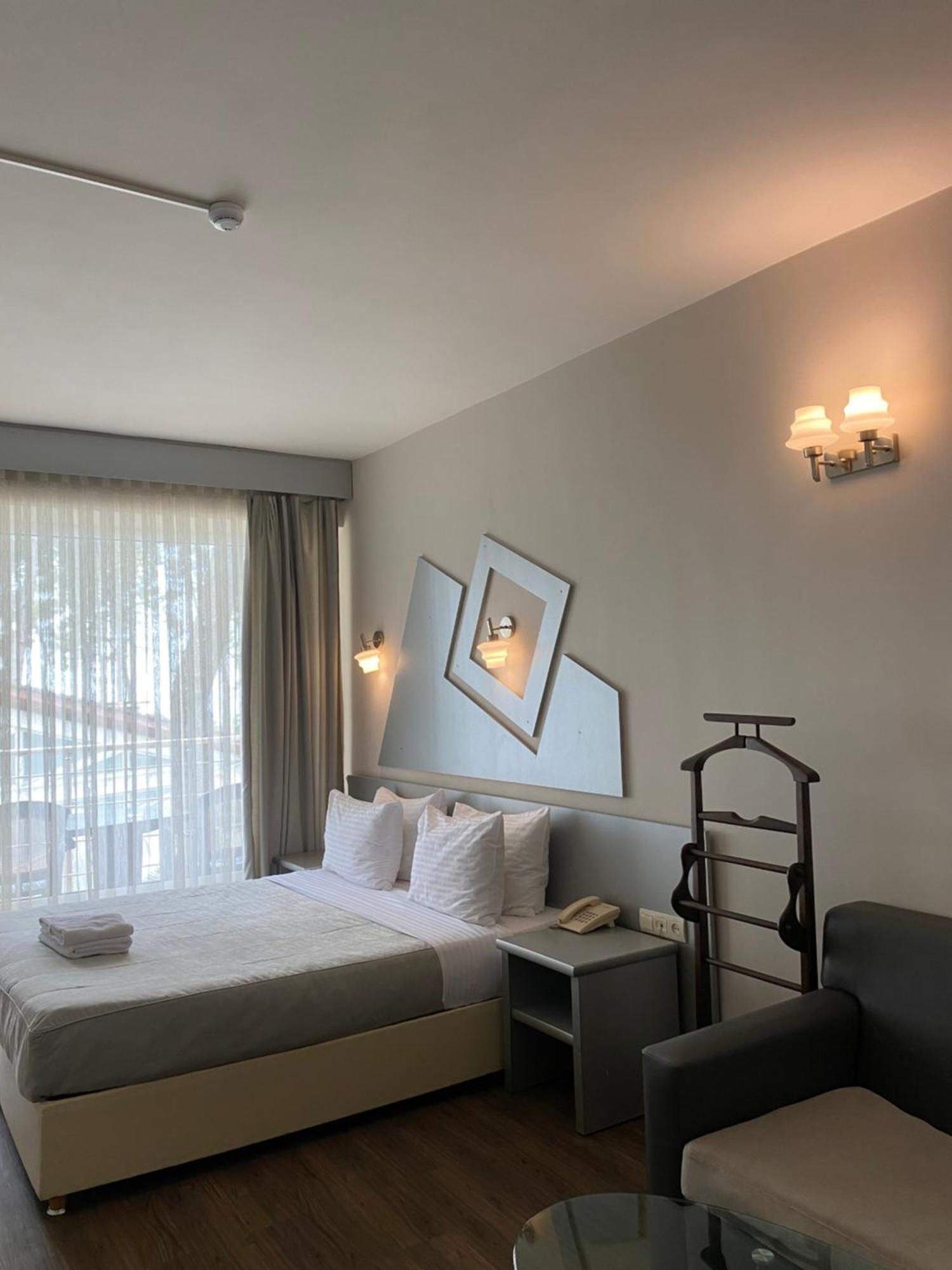 Villa Reta Hotel & Spa Grigoleti Luaran gambar